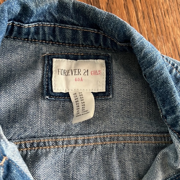 Forever21 Girls Denim Jeans Jacket Size 5/6 - Picture 3 of 5